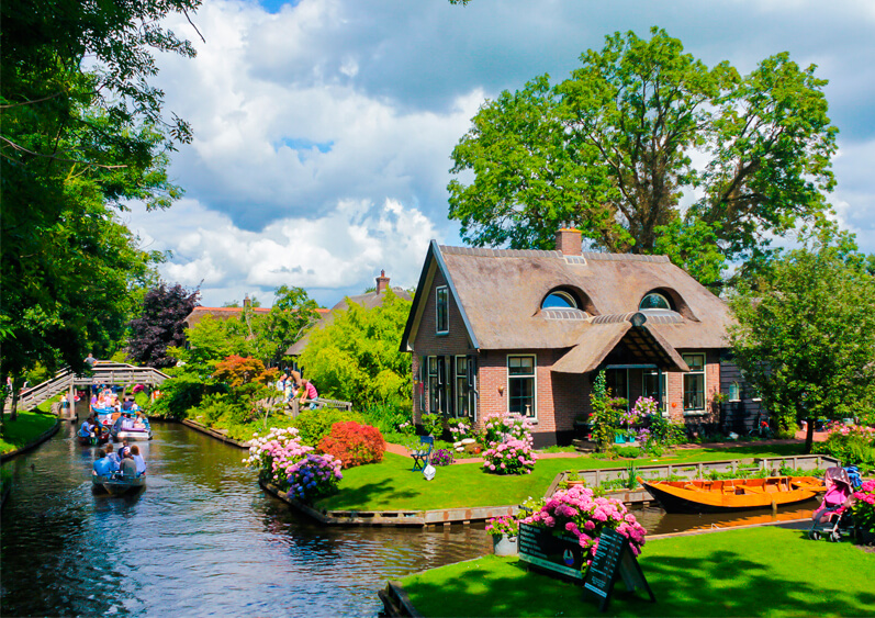 Giethoorn Discover Holland
