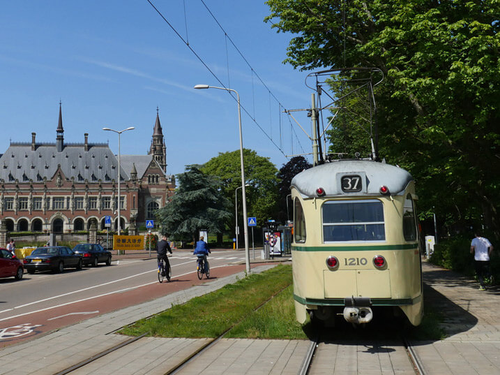 Historic_tram_Shop